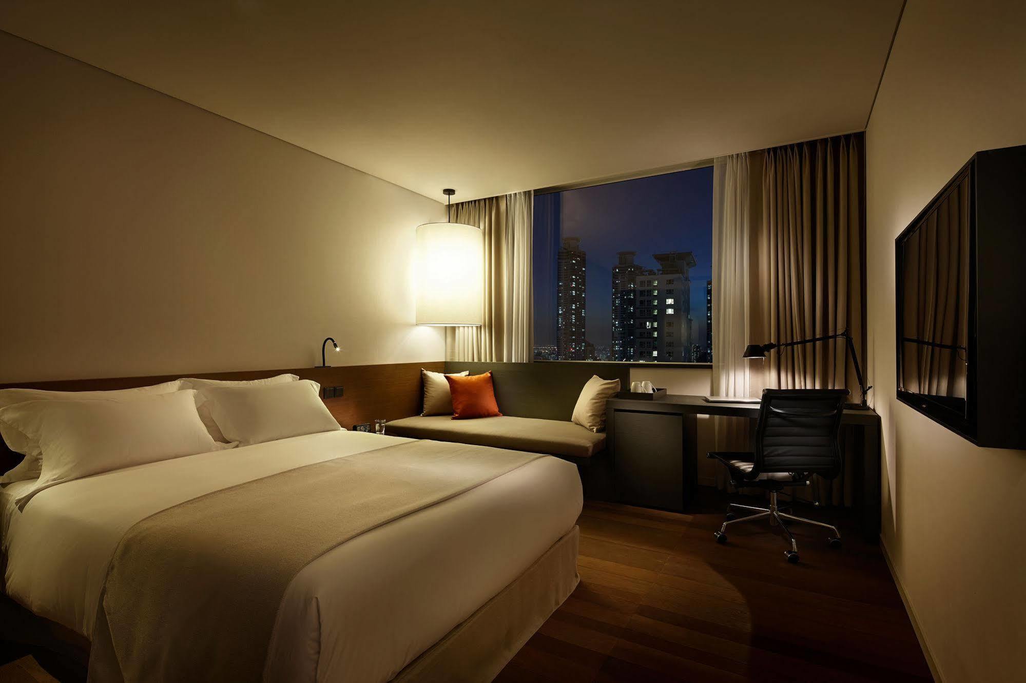Shilla Stay Gangnam Yeoksam Seoul Exterior photo